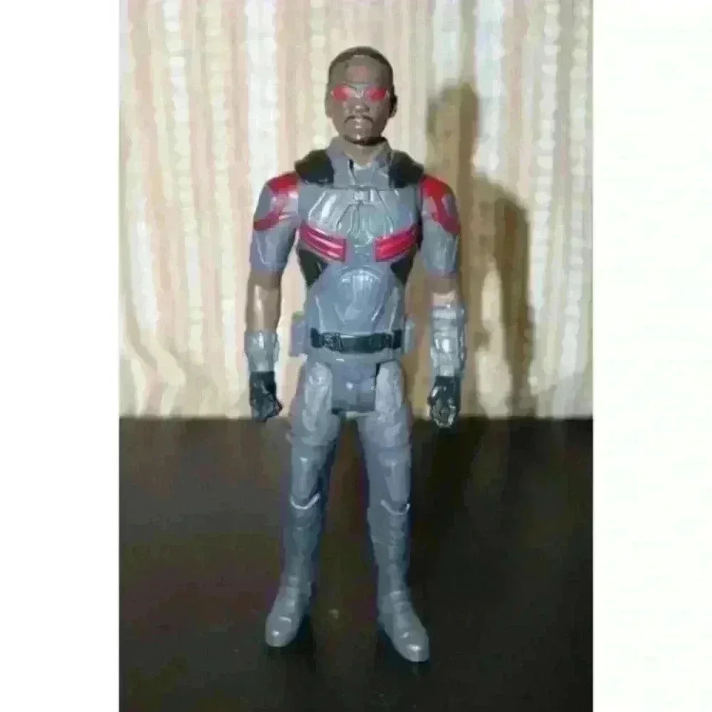 Falcon Action Figure Hasbro 12" Marvel Avengers Infinity War Titan Hero